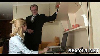 Handsome Fellow Bangs His Girl XVIDEOS