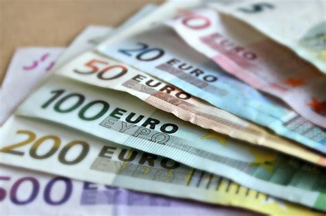20 50 100 200 Euro Money Banknotes Hd Wallpaper Rare Gallery