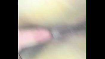 Hung Maniaque doigts et lèche la chatte rasée et le trou du cul serré de la déesse MILF Bbw Dana