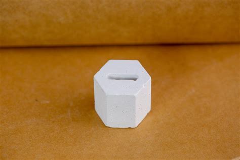 Подставка для Колец из Бетона 2 | CraZzy Gifts and Souvenirs | Wolt