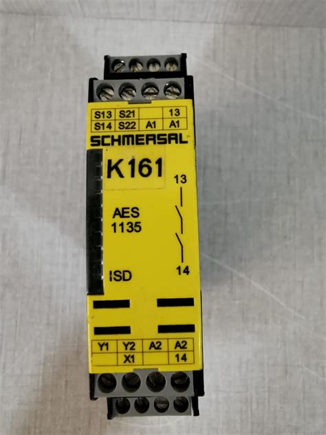 Used Schmersal Aes 1135 Safety Relay Orbit Surplus