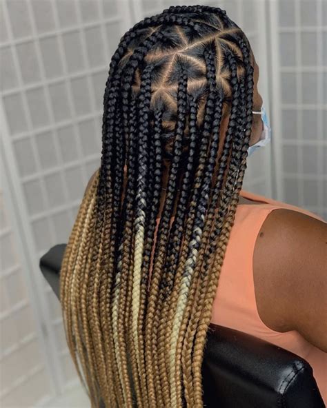 Triangle Knotless Box Braids