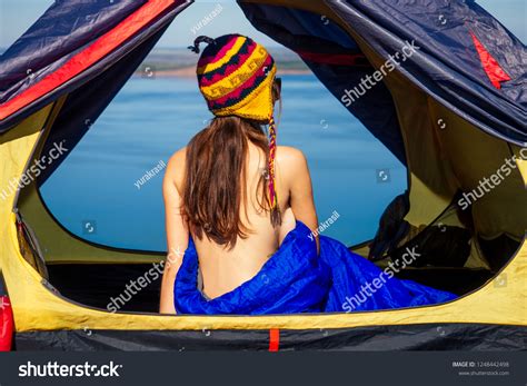 Back View Sexy Naked Woman Tourist Stock Photo 1248442498 Shutterstock
