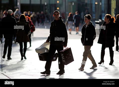 Shoppers Bags Hi Res Stock Photography And Images Alamy