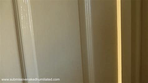 Strip Em Naked Ellie Roe Finds Herself Locked Out Worse Still Shes Naked Mp