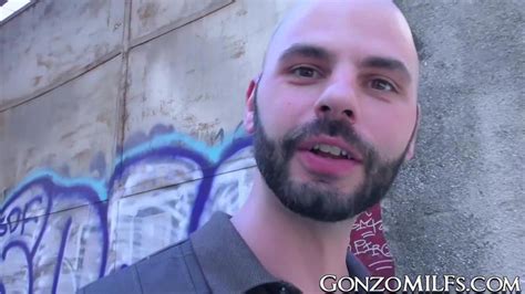 Big Ass MILF Julia Roca Gets Poked By A Hunky Guy Porn Videos