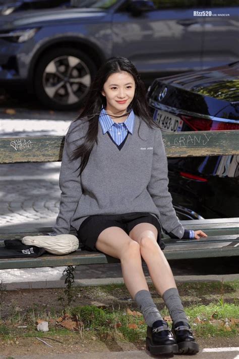 N Ng Th Cbiz L N Hot Search V I Nh Ch A Photoshop Netizen H I Ch C