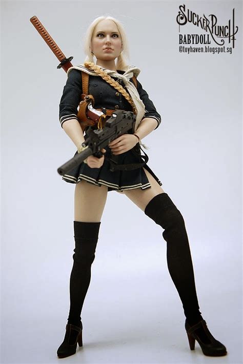 Toyhaven Hot Toys Sucker Punch 1 6th Scale Babydoll Emily Browning 28cm Female Figure Review II