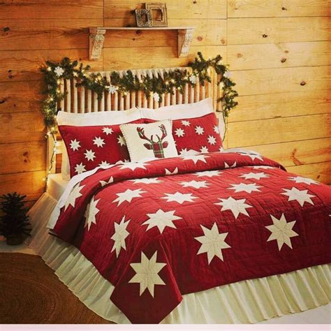 40 Creative Christmas Bedroom Decor Ideas For The Holidays