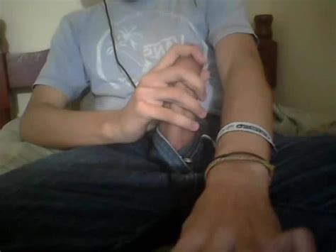 Chico Caliente Se Toca Un Poco Para Pasar El Rato Brazilian Gay Man Porn Xhamster