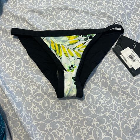 Hurley Women S Black And White Bikini And Tankini Bottoms Depop