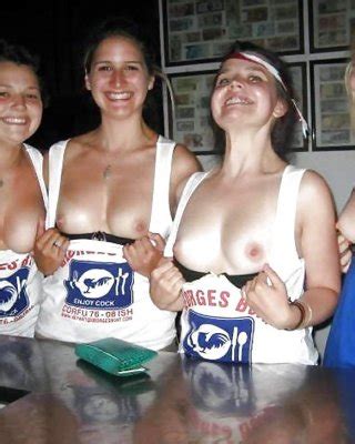 Group Flashing Pussy Sex Pictures Pass