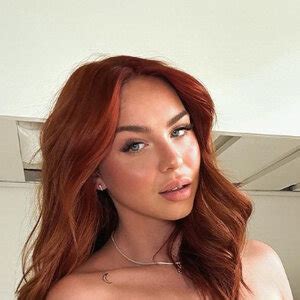 Nika Sophie Nikasofie Nude Leaks OnlyFans Fapellino