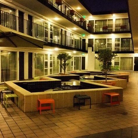 Best Western Americania Hotel 西部 カリフォルニア ゲイフレンドリーホテル World Gay Guide