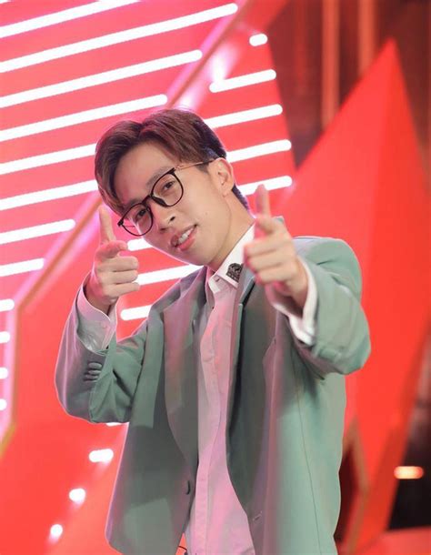 Khi các hot streamer phát ngôn Không phải ngôn tình triết lý thì cũng là tiếng gáy cực khét