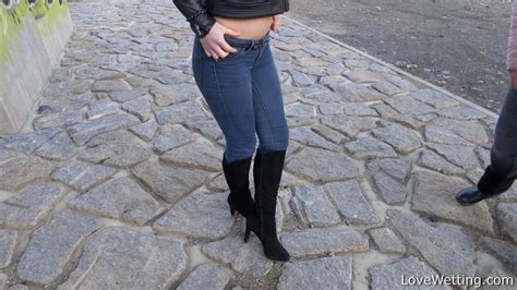 Naomi Pissing Porn Xhamster