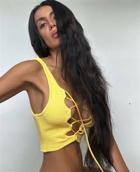 Risqu Jet Set Babe Essentials Slaylebrity