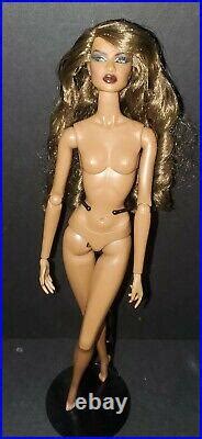Fashion Royalty Tantalizing Dominique Makeda Nude Ooak Lips Recolored