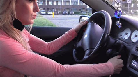 Hot Car Girls Kristel Apple Crush With Car