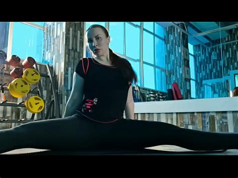 Milf Likes To Touch Herself In Public Places Xvideos