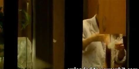 Russian Milf Nataly Does Shower Show On Periscope Tnaflix