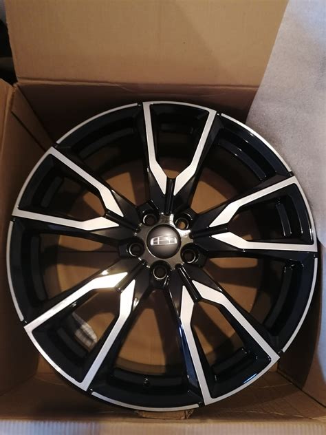 Зимние колеса — Geely Tugella, 2 л, 2023 года | колёсные диски | DRIVE2