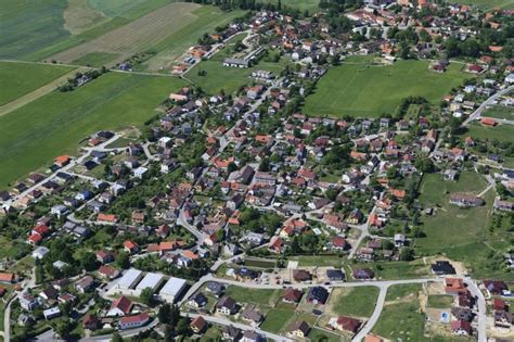 Adamov - Živéobce.cz