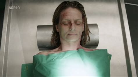 Naked Gunda Ebert In Schandfleck Der Usedom Krimi