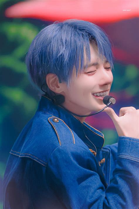 You Make Me Laugh, Blue Springs, Boyfriend Pictures, Terry, Blue Hair