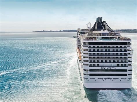 Cruise Met MSC Divina Zeetours Cruises