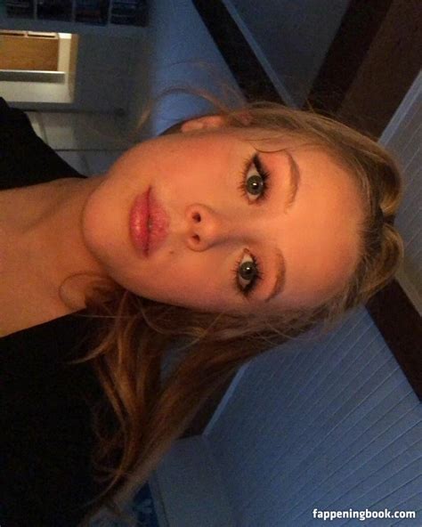 Emily Kyte Emily Kyte 3mkyt3 Nude OnlyFans Leaks Fappening FappeningBook