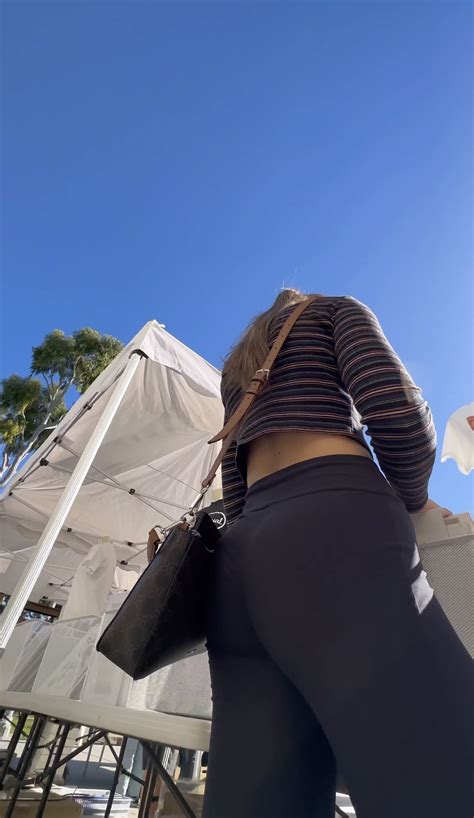 Amazing Closeups Tight Blonde Not Oc Spandex Leggings Yoga Pants Forum