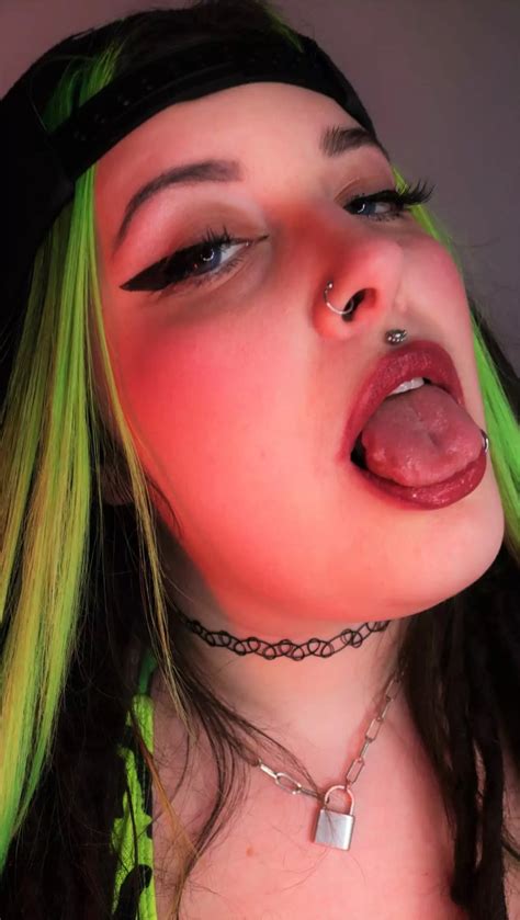 Have A Nice Week Nudes Girlswithneonhair Nude Pics Org