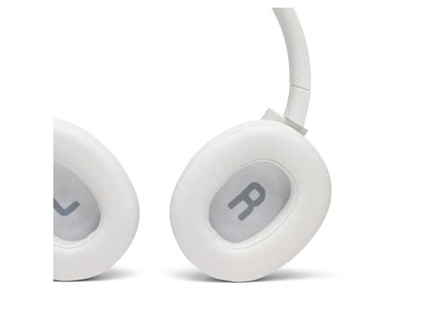 JBL Tune 700 BT Wireless Over-Ear Headphones (White) - Newegg.com