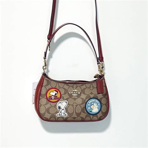 Coach Snoopy Bag Womens Fashion Bags And Wallets Cross Body Bags On