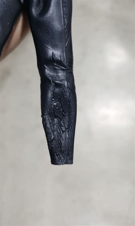 Hot Toys Alita Hobbies Toys Toys Games On Carousell