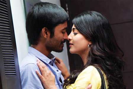 Hot Desi Actress Shruthi Hassan Ready To Kiss Photos Mallu Surf