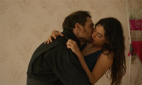 Nude Video Celebs Nadege Trebal Sexy Douze Mille