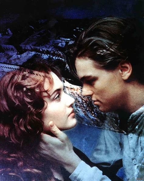 Download Titanic Movie Couple Wallpaper | Wallpapers.com