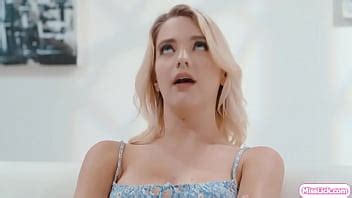 Lesbianas Diablos Facesitting Tetona Rubia Xvideos