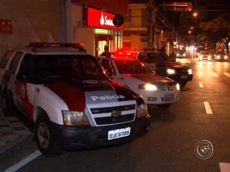 G Homem Baleado Pela Pol Cia Militar Em Frente A Banco Em Sorocaba