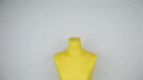 De Liang Popular Female Half Body Velvet Fabric Display Mannequin Wom