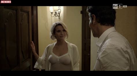 Lorena Cacciatore Nude Pics Page