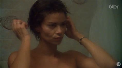 Nude Video Celebs Ingrid Chauvin Sexy Le Fil Du Rasoir