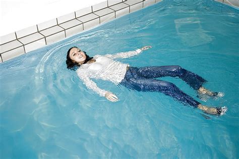 Soaking Wet Clothes Porn Pictures Xxx Photos Sex Images Pictoa