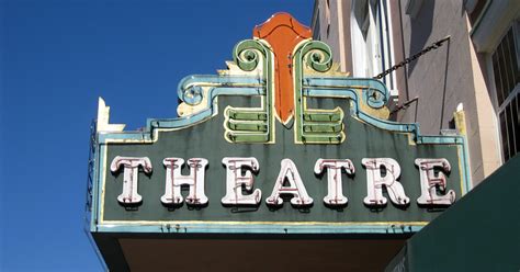 Which historic movie theaters are still operating in Louisiana?