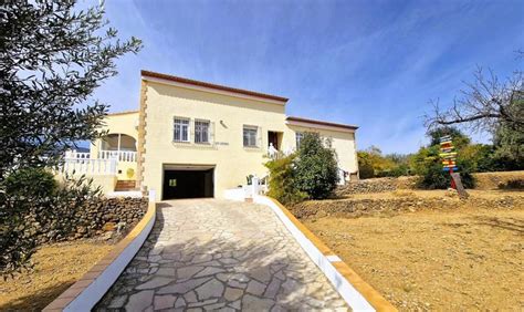 Jalon Valley Villa In Jalón, Valencian Community, Spain For Sale (12705510)