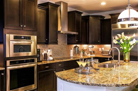 9 Beautiful Granite Countertop Kitchen Ideas | Art of the Home