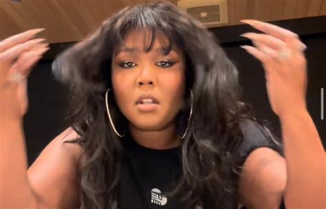 Lizzo Claps Back At All New Body Shaming Comments Delusional Beauty