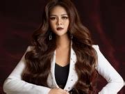 Hot girl Việt mặc trang phục cổ vũ tuyển Việt Nam lọt vòng loại thứ 3 WC 2022